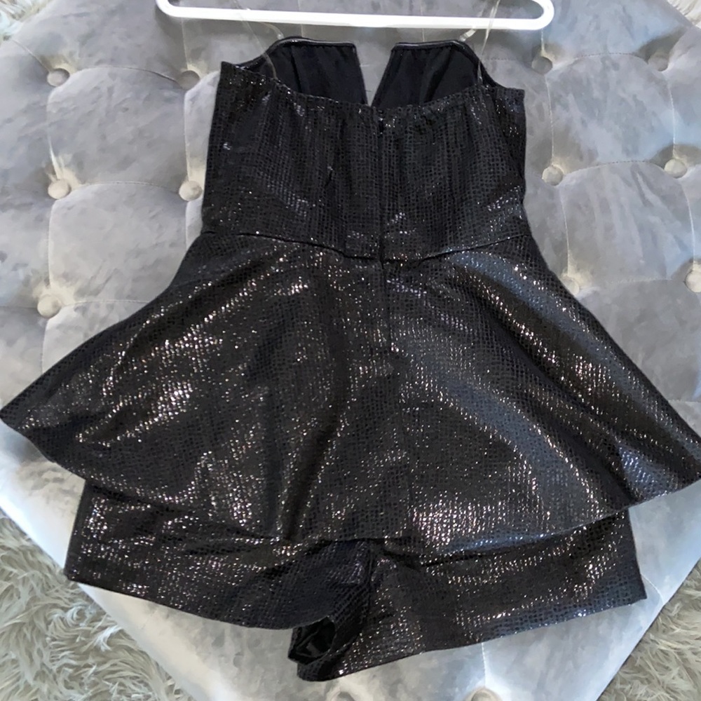 Romper - Picture 2 of 3